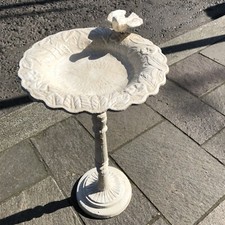 Cast Iron Bird Bath Feeder 