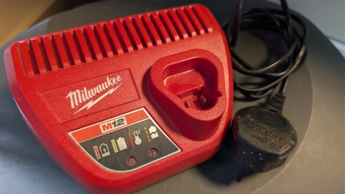 Genuine milwaukee m12 - c12c,, 12