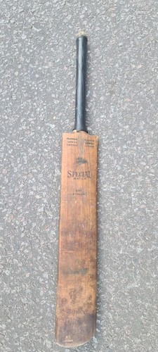 Vintage cricket bat - cricket,