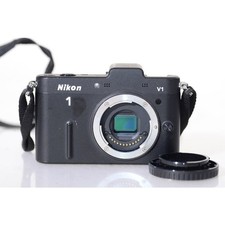 Nikon 1 V1 camera - digital