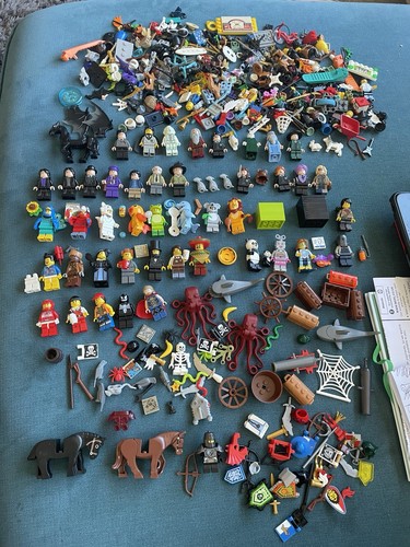 Lego massive minifigures rare - massive,