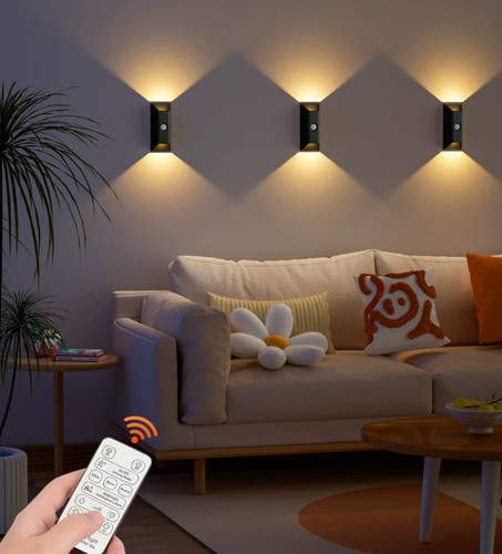 Magnetic wall light motion - 1/2,