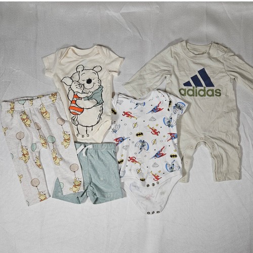 Baby clothes lot disney - baby, 0-3m