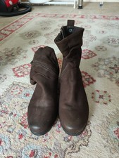 Pavers Size 38 Real Leather