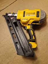 DeWalt DCN692 1st Fix First Fix Nail Gun. Good Working Order and Condition.