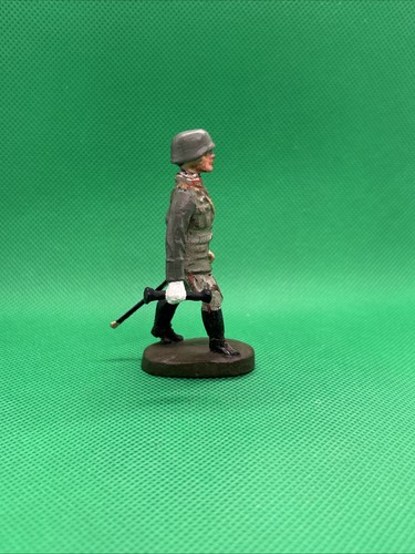 Elastolin german soldier on - elastolin,