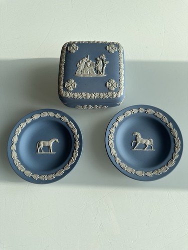 Wedgwood blue jasperware - wedgwood,