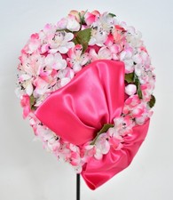 Flower petal hat pink white