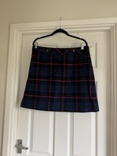 Ladies Size 16 Blue Pink Green