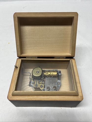 Hummel edelweiss music box - edelweiss,