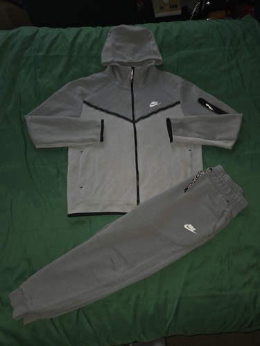 Grey white nike tech fleece - tech,