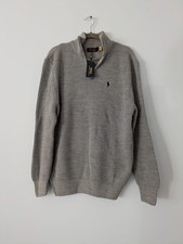 Elegant Men's Gray Sweater