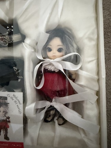 Ball jointed doll caladium - ball,