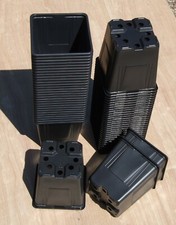 11cm square black plastic - 10,