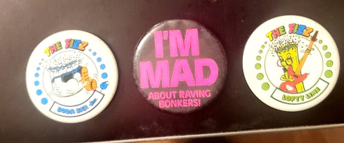 Three vintage badges - vintage,