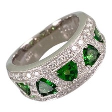 Ring Platinum Green Garnet