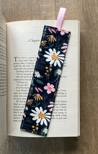 Handmade fabric bookmark daisy - fabric,