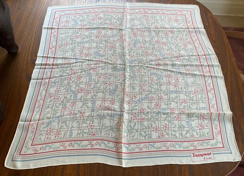 Pretty vintage jacqmar - pretty,