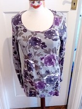 Ladies M+Co Size Medium Floral