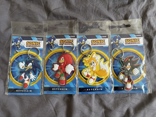Sonic the hedgehog keychains - sonic,