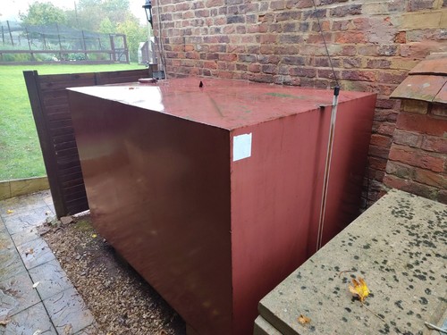 Large steel heating oil red - or,