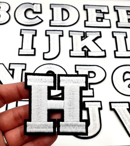 5cm white black - /, letter