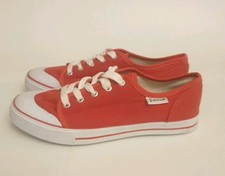 Dunlop womens floral canvas plimsoles UK 7 EUR 41 NEW