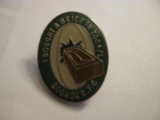 RARE OLD BOGNOR RUGBY FOOTBALL CLUB METAL PRESS PIN BADGE