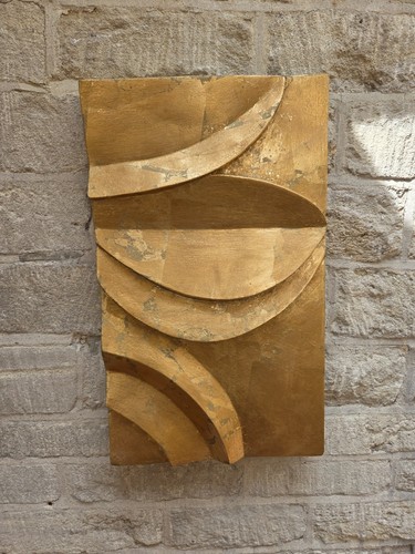 Gold leaf wall - wall, sculpture