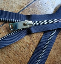 FREEPOST 1 x Raccagni Black Zip. 54cm, 21" Long. Metal teeth & zip pull