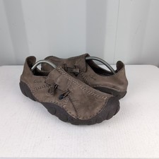 UK 8.5 - Clarks Momo Spirit 2