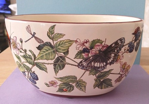 Oval shaped cream ceramic - oval,