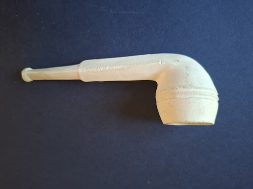 Antique clay pipe - antique, pipe.