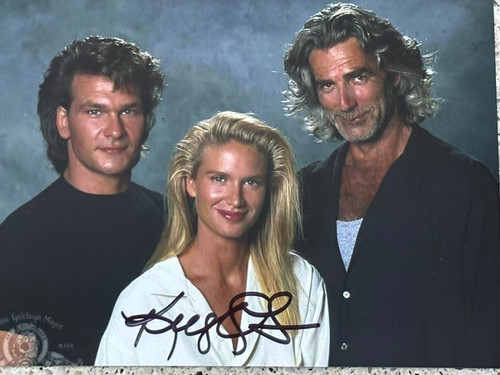 Kelly lynch signed autographed - kelly,