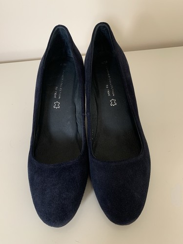 Nice navy real - real, suede