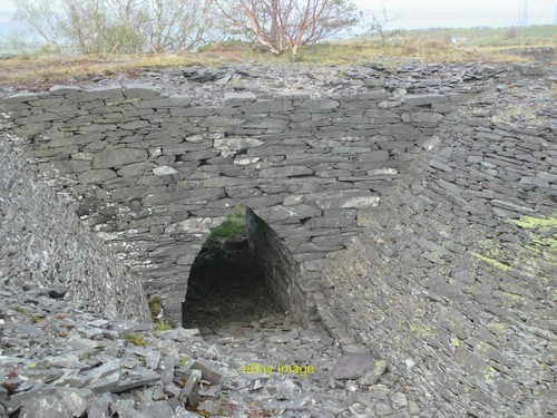 Photo 12x8 slate arch - slate, at
