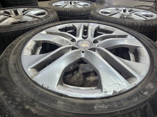 Genuine mercedes alloy - 17",