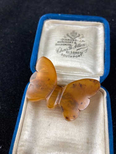 Vintage orange bakelite - orange,