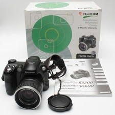 Fujifilm FinePix S5600 Digital