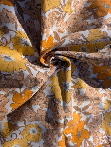 Vintage floral fabric - vintage,