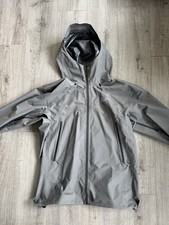 Arc’teryx Men’s Beta SL/LT
