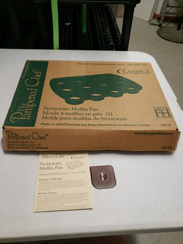 Pampered chef stoneware muffin - chef,