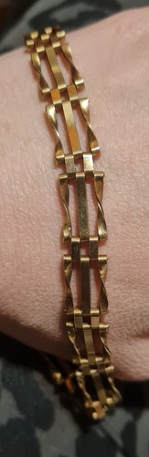 Vintage 9ct gold gate bracelet - vintage,