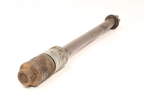 Rear axle thru - rear, honda