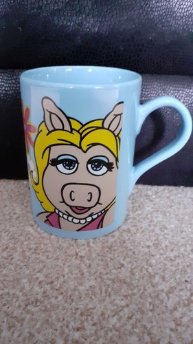 The muppets miss - muppets,