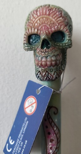 Unusual skull pen - unusual, from