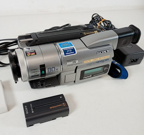 Sony dcr trv110e hi8 - hi8, digital8