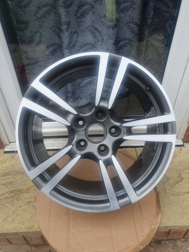 Porsche 911 997 alloy wheel - 911,