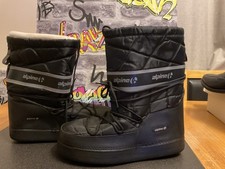 Alpine snowdrift Moon Boots