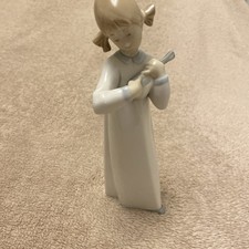 Lladro girl playing - lladro,